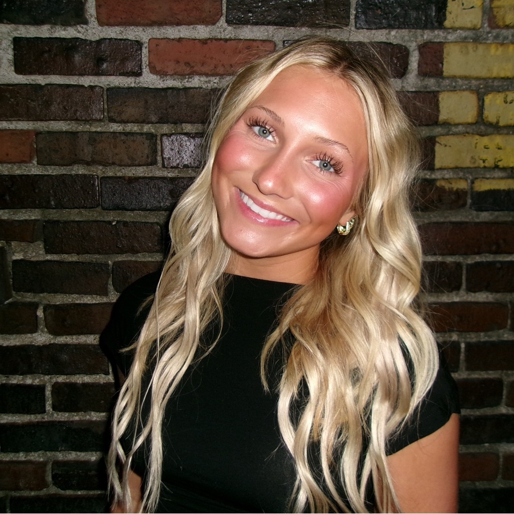 Meet your Posher, Karmen